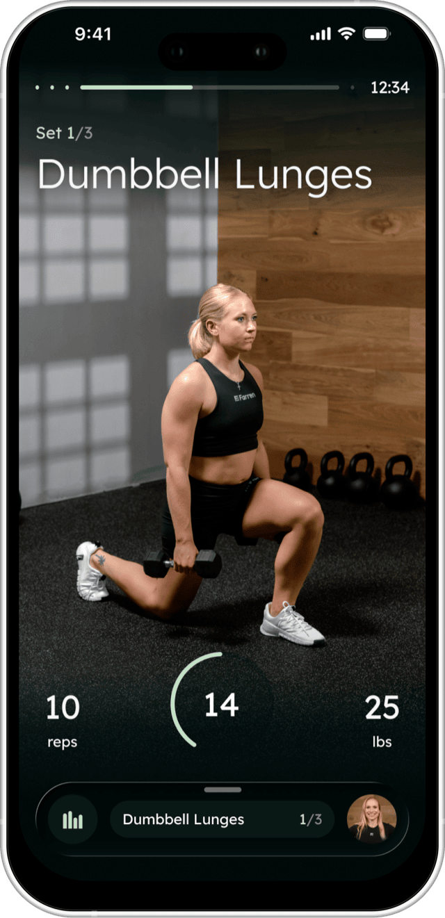 A live Farren session screen from Annie Thorisdottir's plan, showing the current exercise with reps, weight and a rest timer.