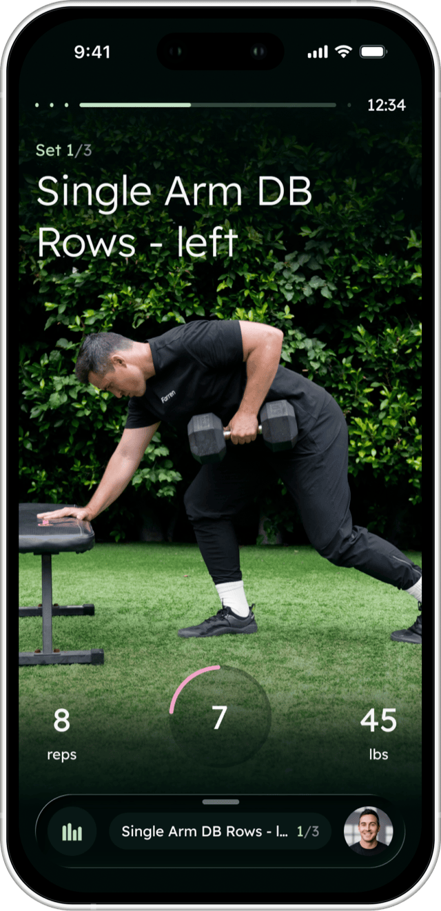 A live Farren session screen from Paul Fabritz's plan, showing the current exercise with reps, weight and a rest timer.